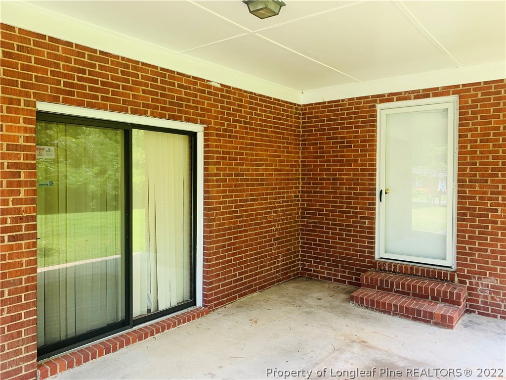 512 Boone Road Lumberton, NC 28360 - Photo 3 of 36 Gallery Image 3