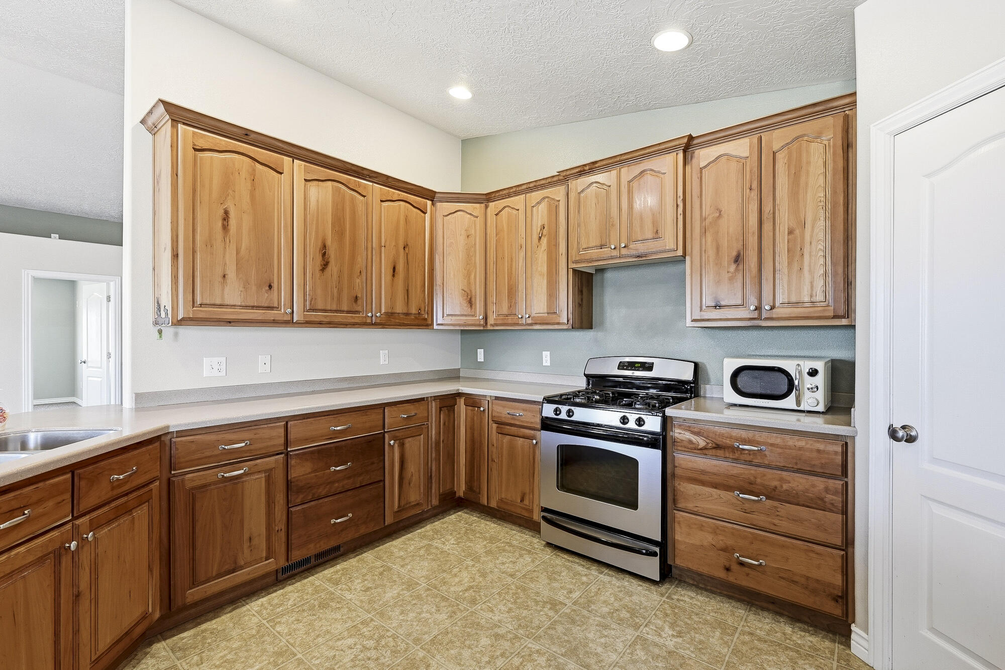 5002 4300 West Cedar City, UT 84721 - Photo 12 of 61 5002 N 4300 W-15