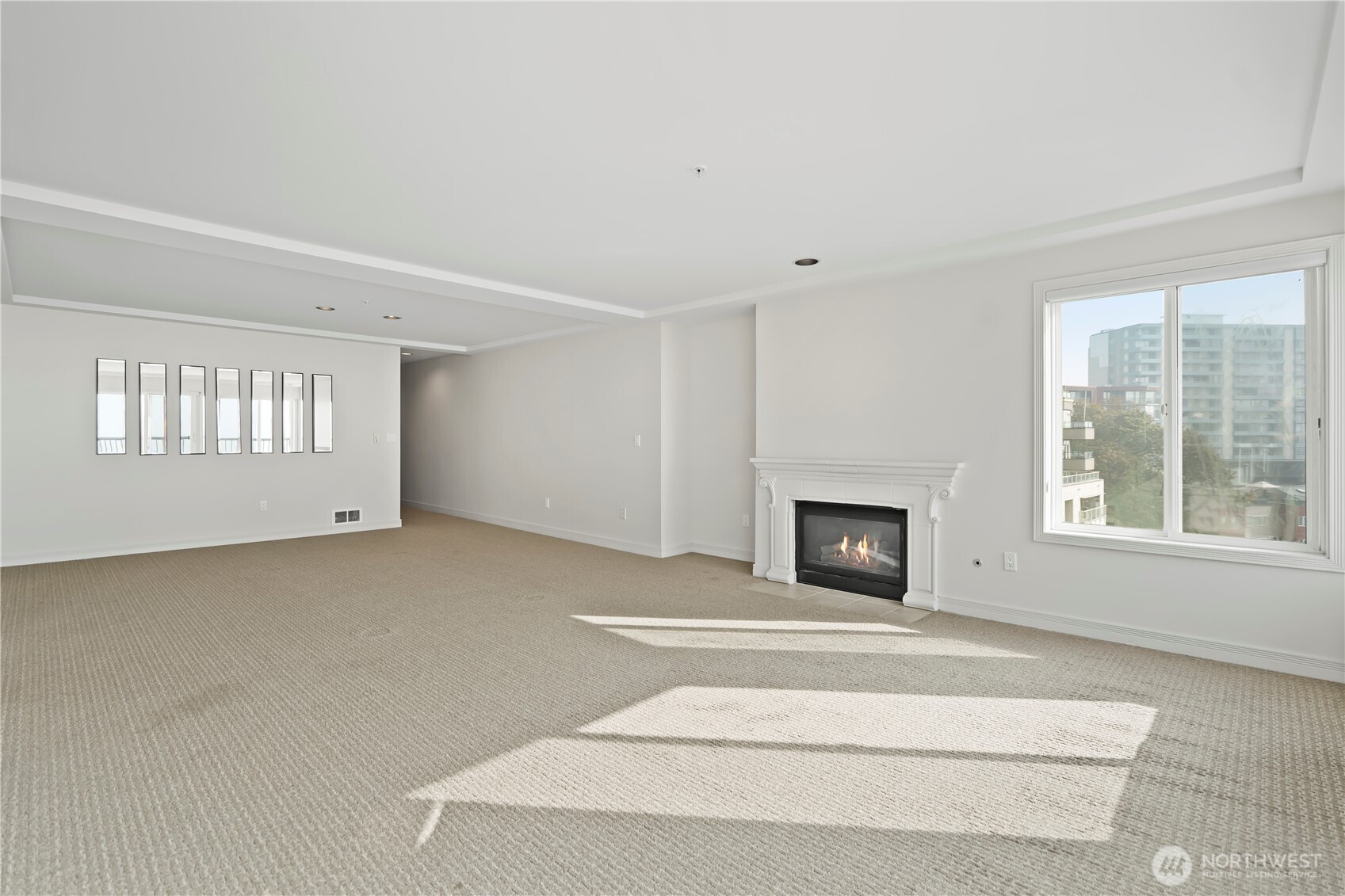 601 West Mercer Place, Unit 401 Seattle, WA 98119 - Photo 6 of 25