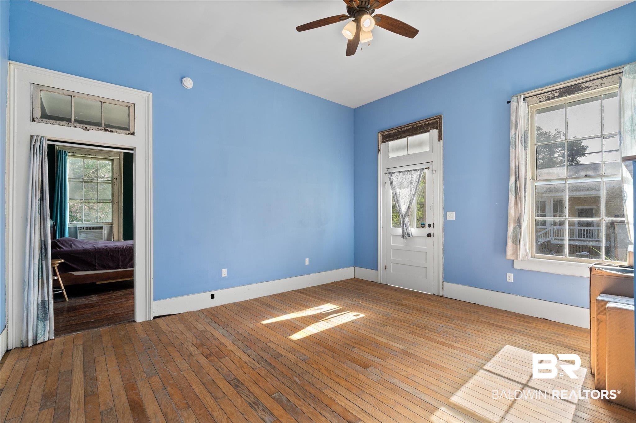450 Charles Street Mobile, AL 36604 - Photo 2 of 20