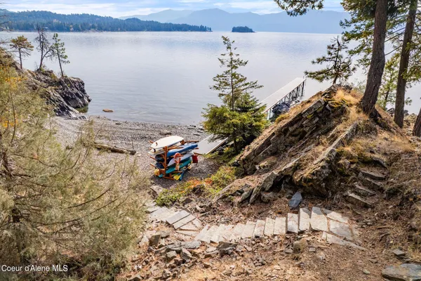 $399,000 | Nka Deer Haven Drive, Hope, ID 83836