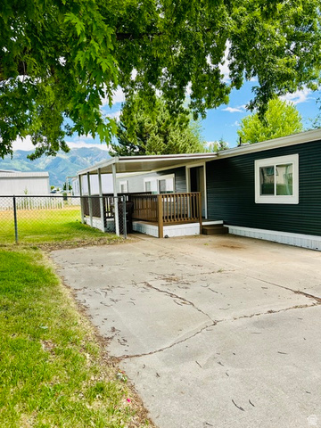 2600 North Hill Field Road North, Unit 27 Layton, UT 84041 - Photo 5 of 39