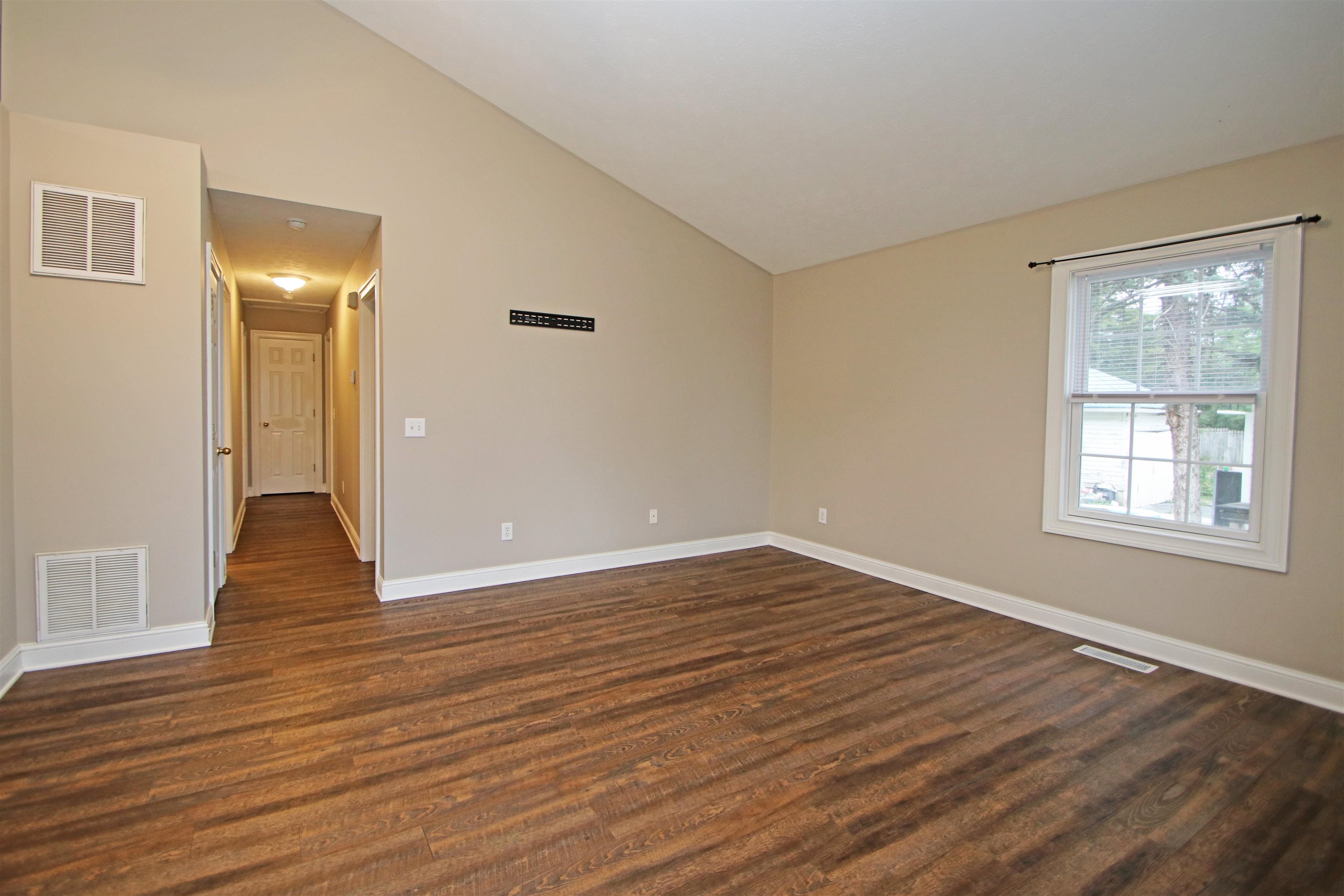 438 West Market Street Harrisonburg, VA 22802 - Photo 3 of 17