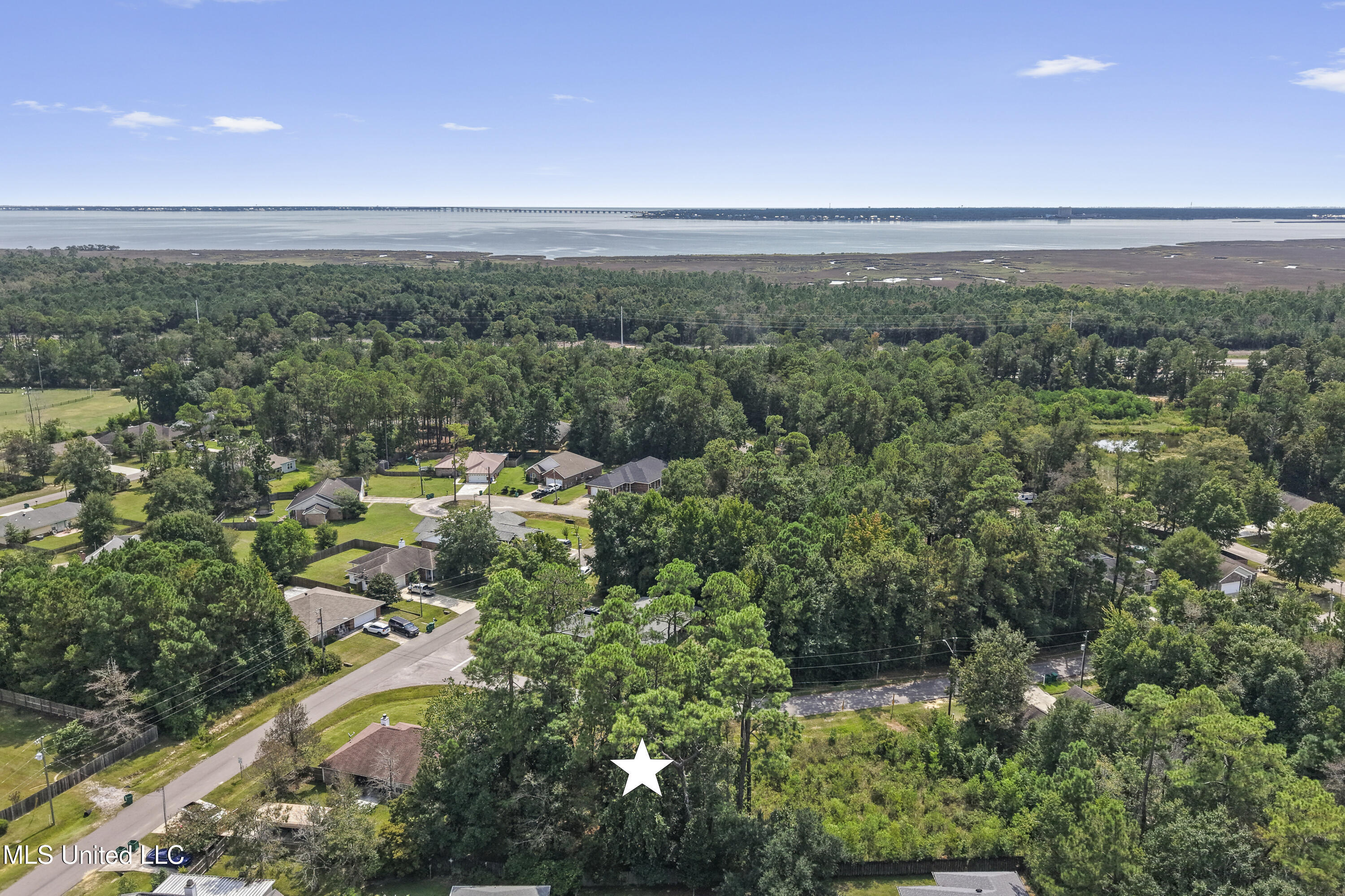 6727 Anoai Way Diamondhead, MS 39525 - Photo 7 of 10 0009