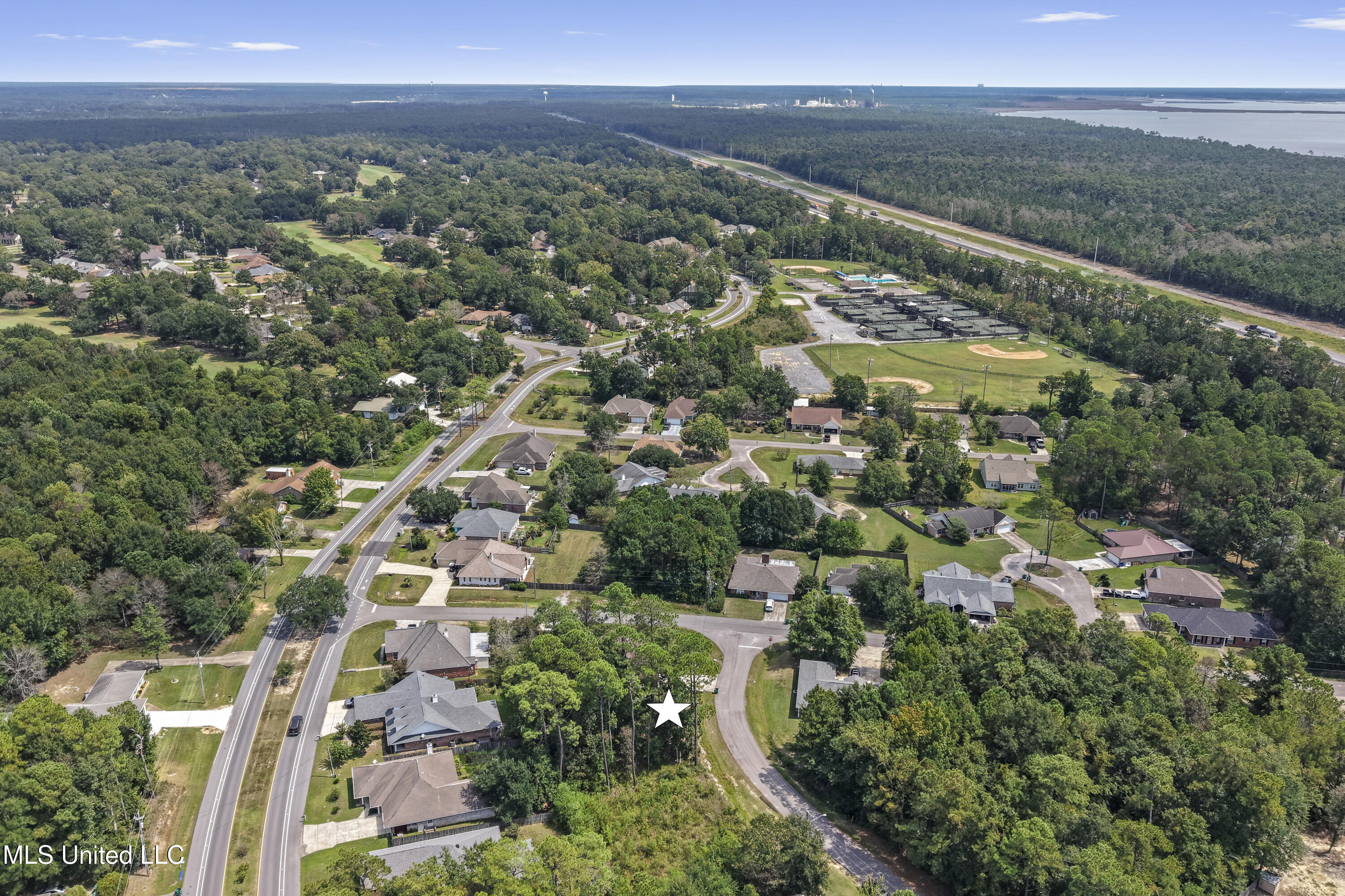 6727 Anoai Way Diamondhead, MS 39525 - Photo 9 of 10 0007