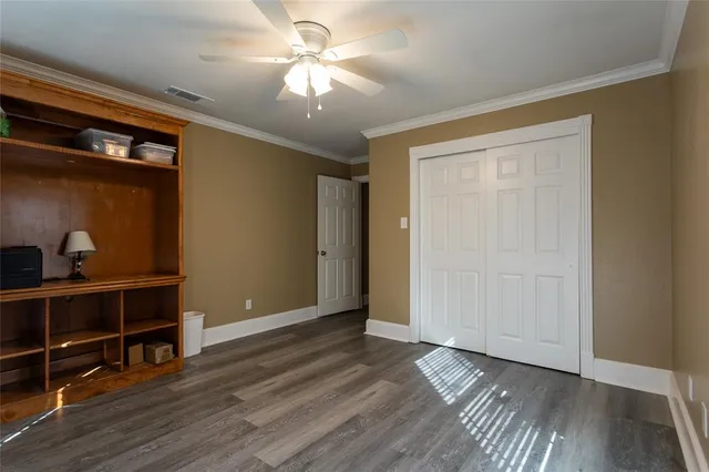 $360,000 | 23240 J E B Circle, Frankston, TX 75763