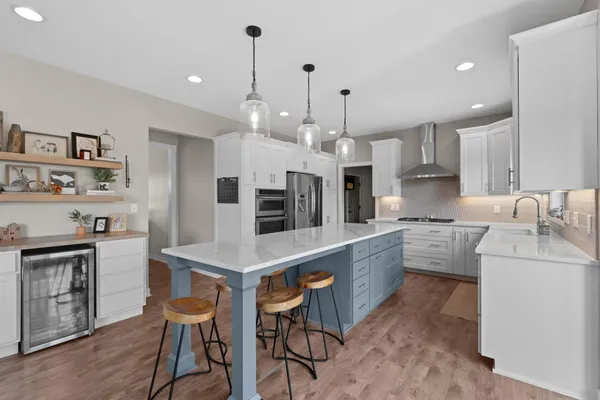 $799,900 | 1892 Shannon Oaks Boulevard Northeast, Rochester, MN 55906