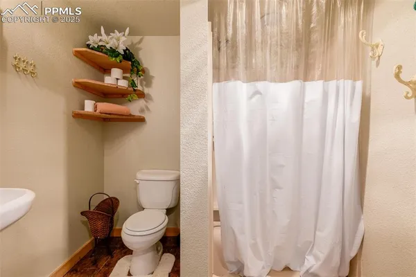 $724,000 | 305 Travois Court, Como, CO 80456