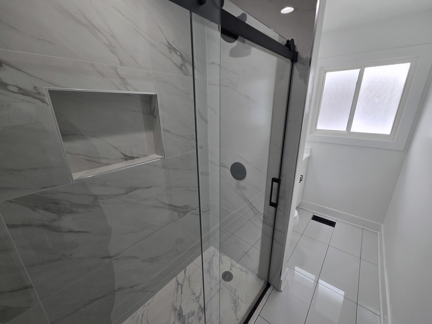 1570 Jefferson Road Hoffman Estates, IL 60169 - Photo 11 of 35