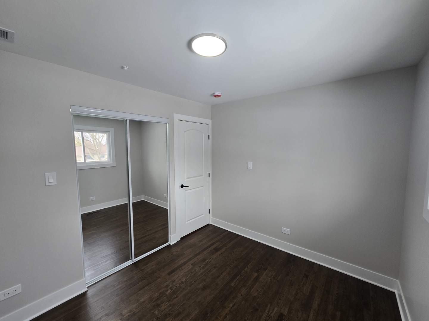 1570 Jefferson Road Hoffman Estates, IL 60169 - Photo 19 of 35