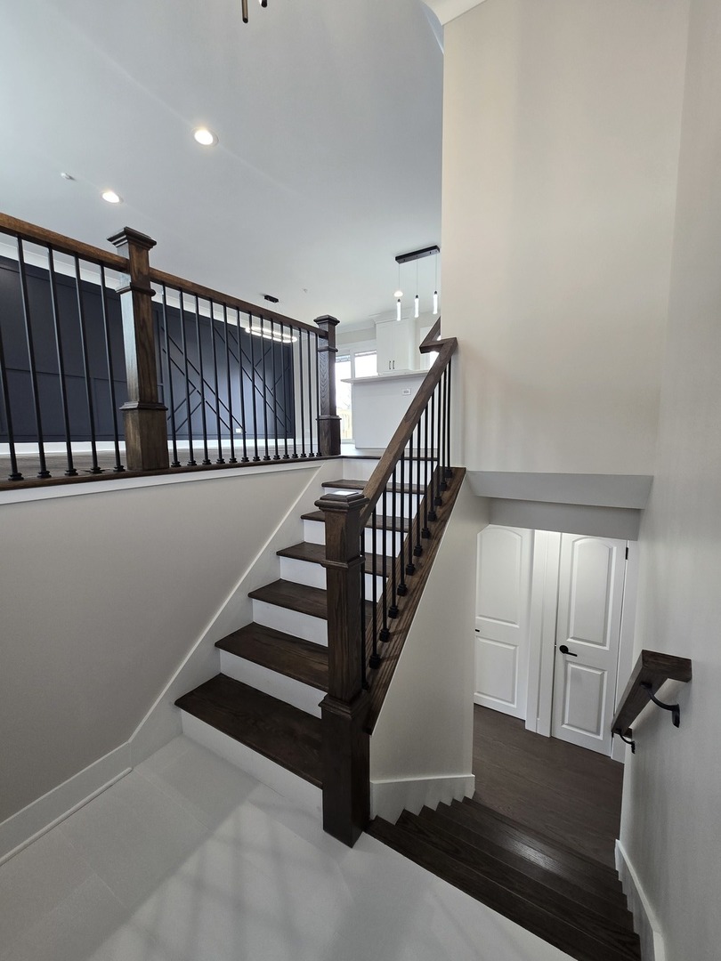 1570 Jefferson Road Hoffman Estates, IL 60169 - Photo 21 of 35