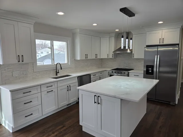 $599,900 | 1570 Jefferson Road, Hoffman Estates, IL 60169