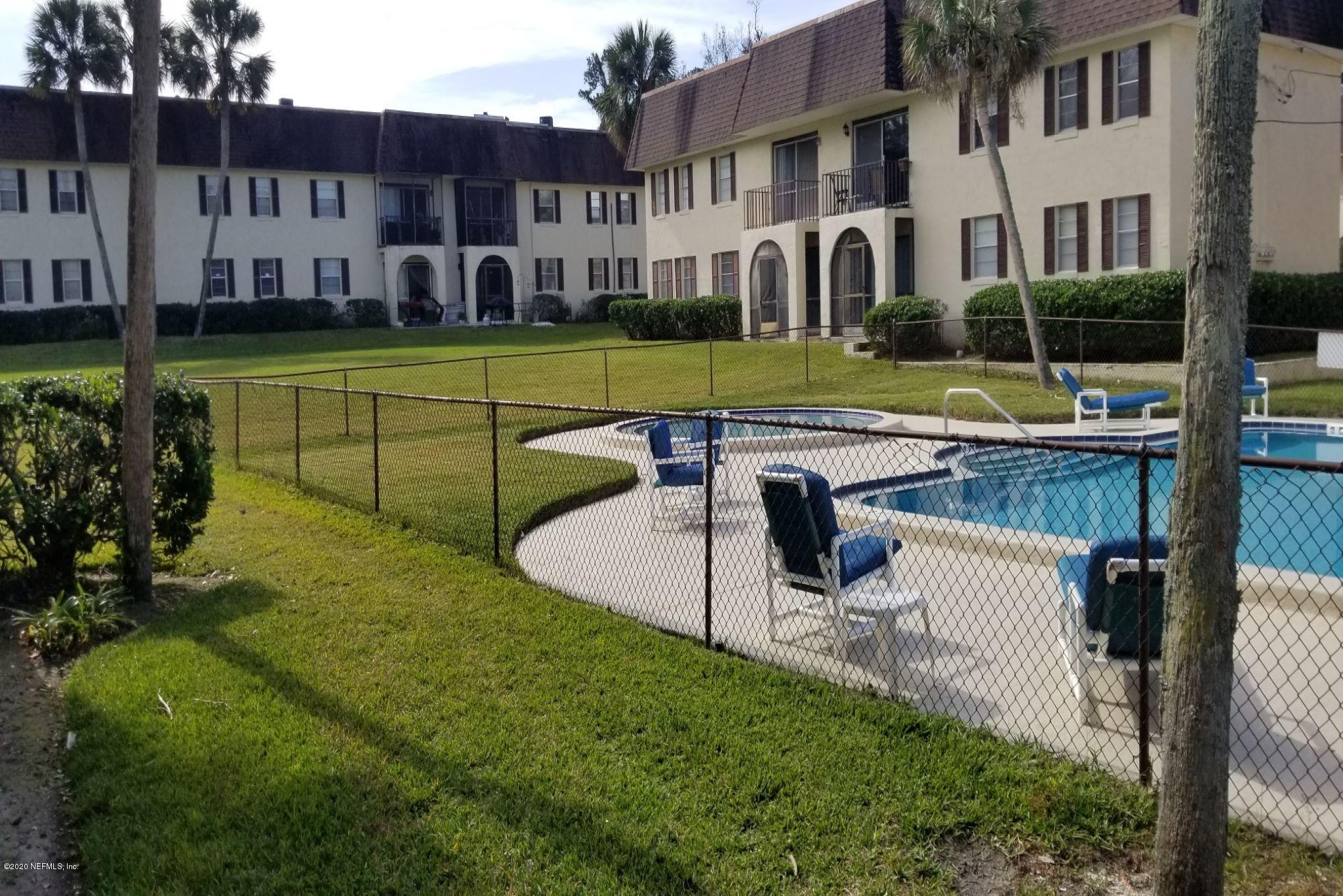 1707 El Prado Road, Unit 2 Jacksonville, FL 32216 - Photo 20 of 22 Community Pool