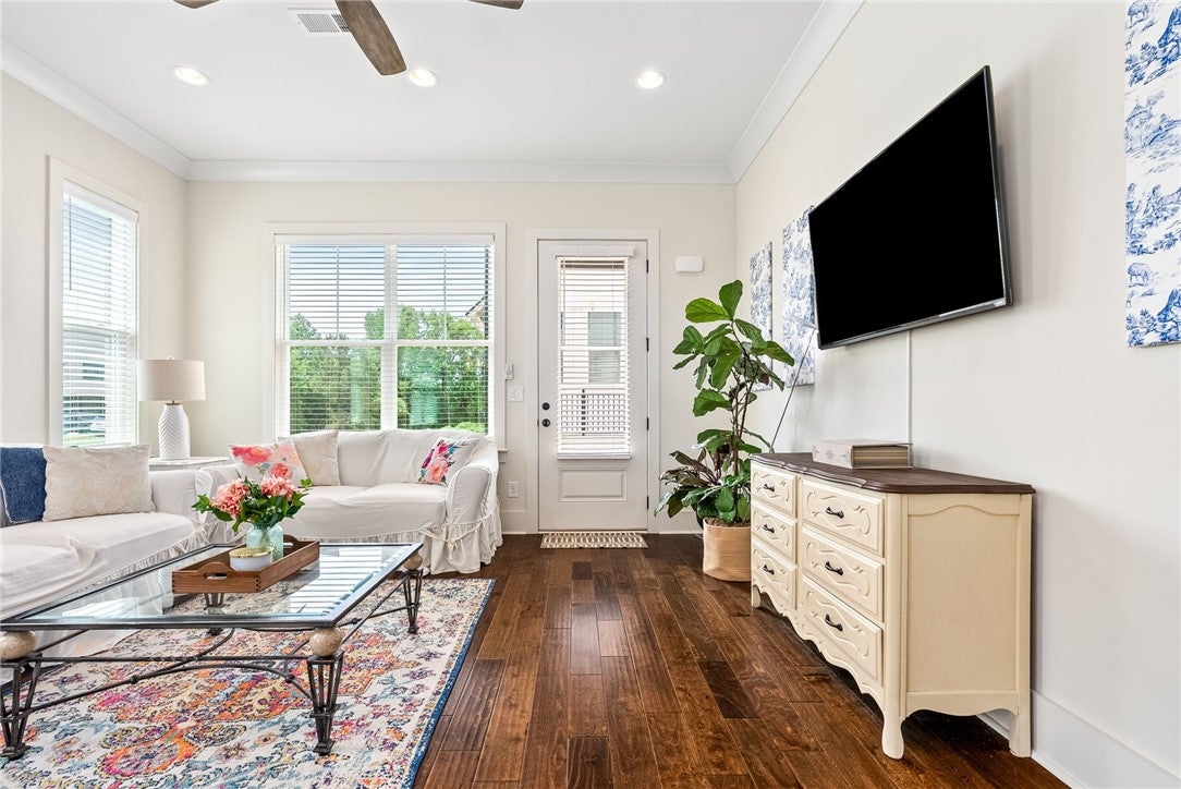2106 Moores Mill Road, Unit 208 Auburn, AL 36830 - Photo 5 of 21 Gallery Image 5