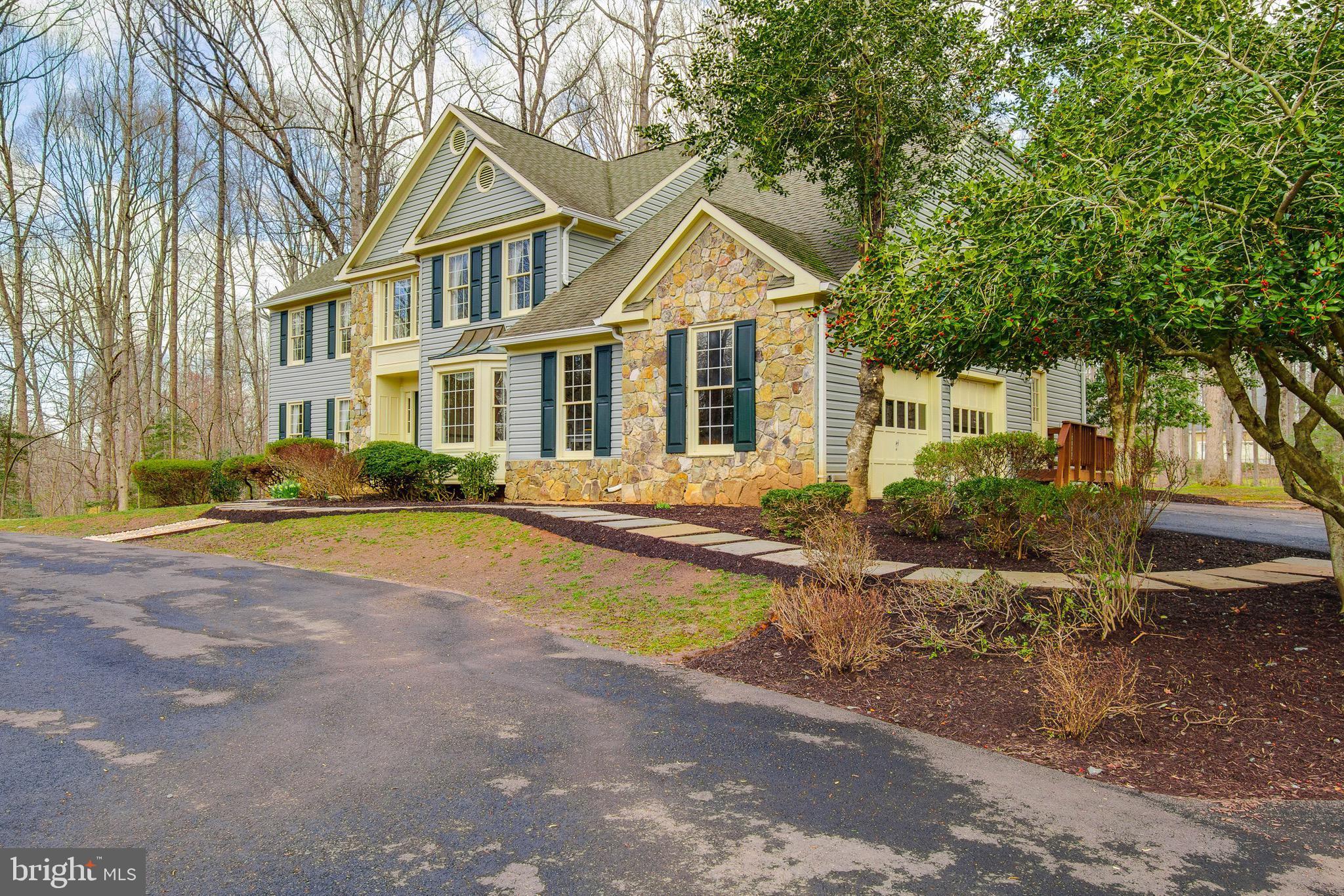 1 Winning Colors Road Stafford, VA 22556 - Photo 2 of 36 Well maintained hardscaping & landscaping
