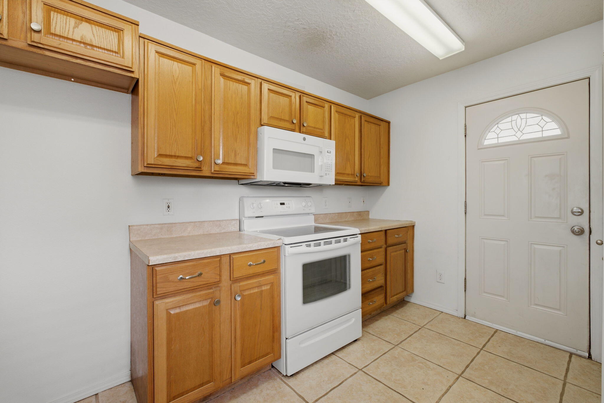 9329 Shoshone Road Northeast Albuquerque, NM 87111 - Photo 14 of 39 Gallery Image 14
