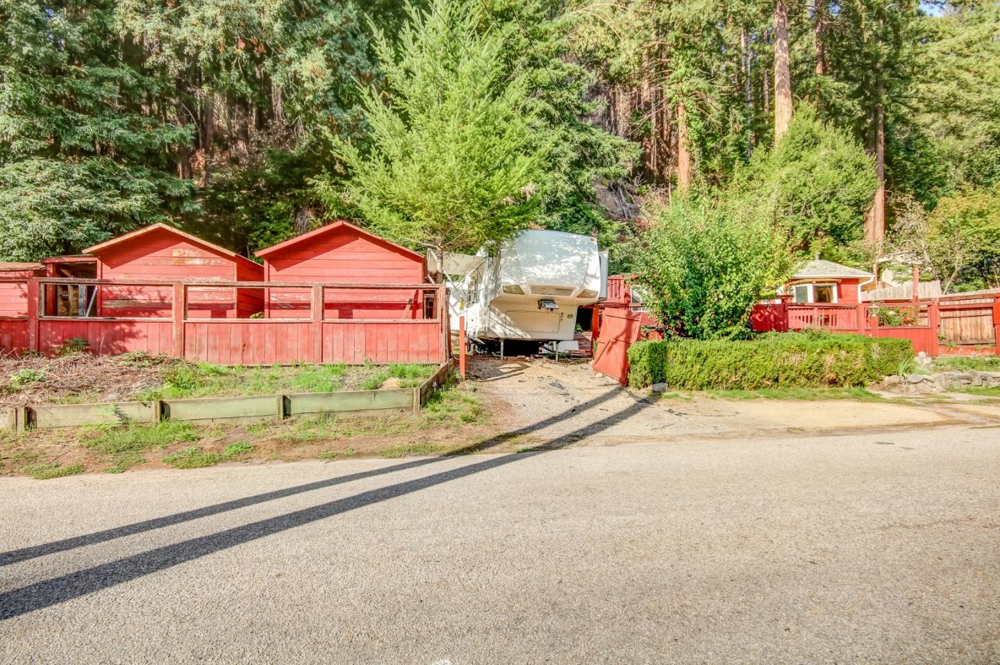 21 Brimblecom Road Boulder Creek, CA 95006 - Photo 14 of 17 Gallery Image 14