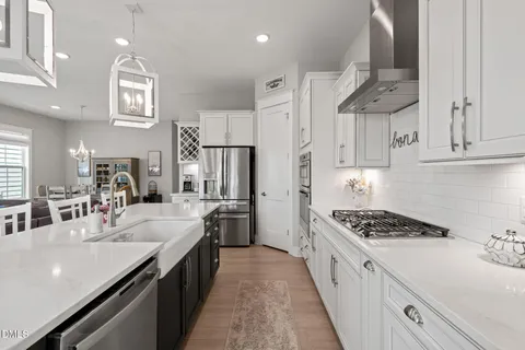 $627,500 | 117 Acorn Xing Road, Holly Springs, NC 27540