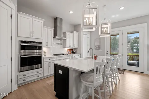 $627,500 | 117 Acorn Xing Road, Holly Springs, NC 27540