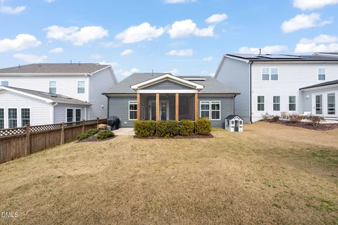 $627,500 | 117 Acorn Xing Road, Holly Springs, NC 27540