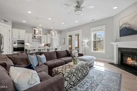 $627,500 | 117 Acorn Xing Road, Holly Springs, NC 27540