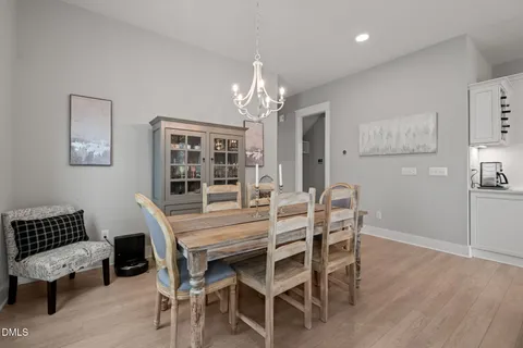 $627,500 | 117 Acorn Xing Road, Holly Springs, NC 27540