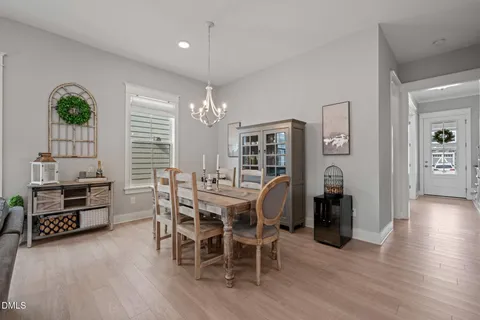 $627,500 | 117 Acorn Xing Road, Holly Springs, NC 27540