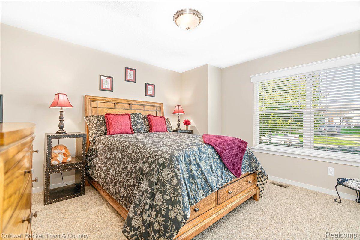 856 Spirea Howell, MI 48843 - Photo 13 of 27 Gallery Image 13