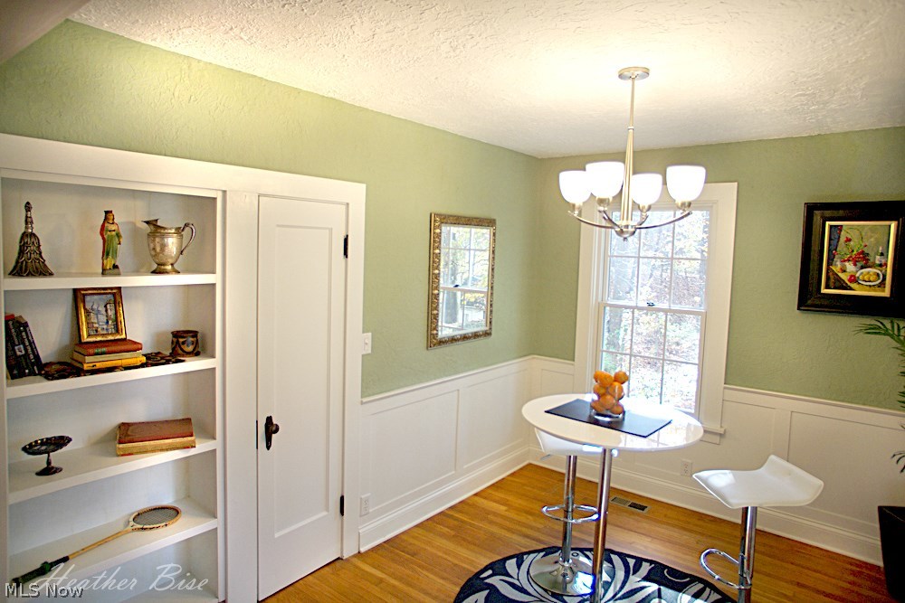 7638 Colvin Road Gates Mills, OH 44040 - Photo 5 of 19 Gallery Image 5