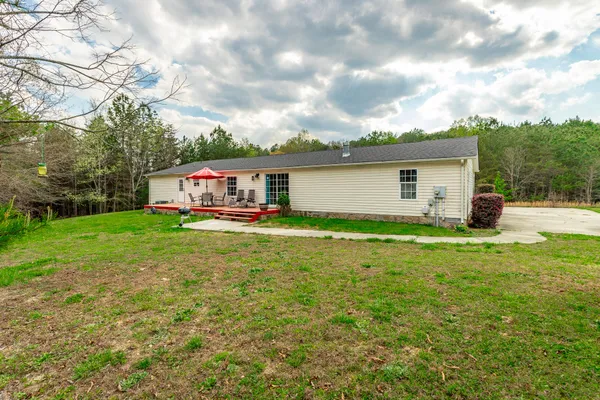 $250,000 | 218 Edgewater Drive, Chickamauga, GA 30707