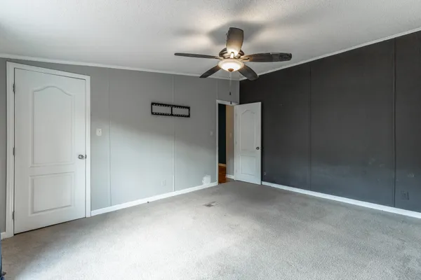 $250,000 | 218 Edgewater Drive, Chickamauga, GA 30707