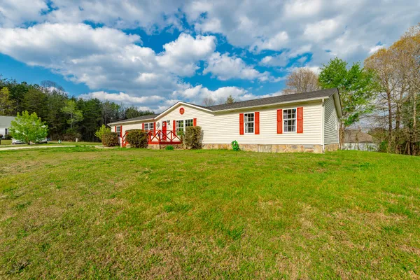 $250,000 | 218 Edgewater Drive, Chickamauga, GA 30707