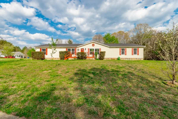 $250,000 | 218 Edgewater Drive, Chickamauga, GA 30707