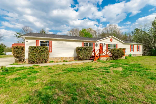 $250,000 | 218 Edgewater Drive, Chickamauga, GA 30707