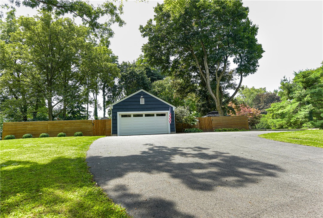 23 French Road Pittsford, NY 14618 - Photo 7 of 46