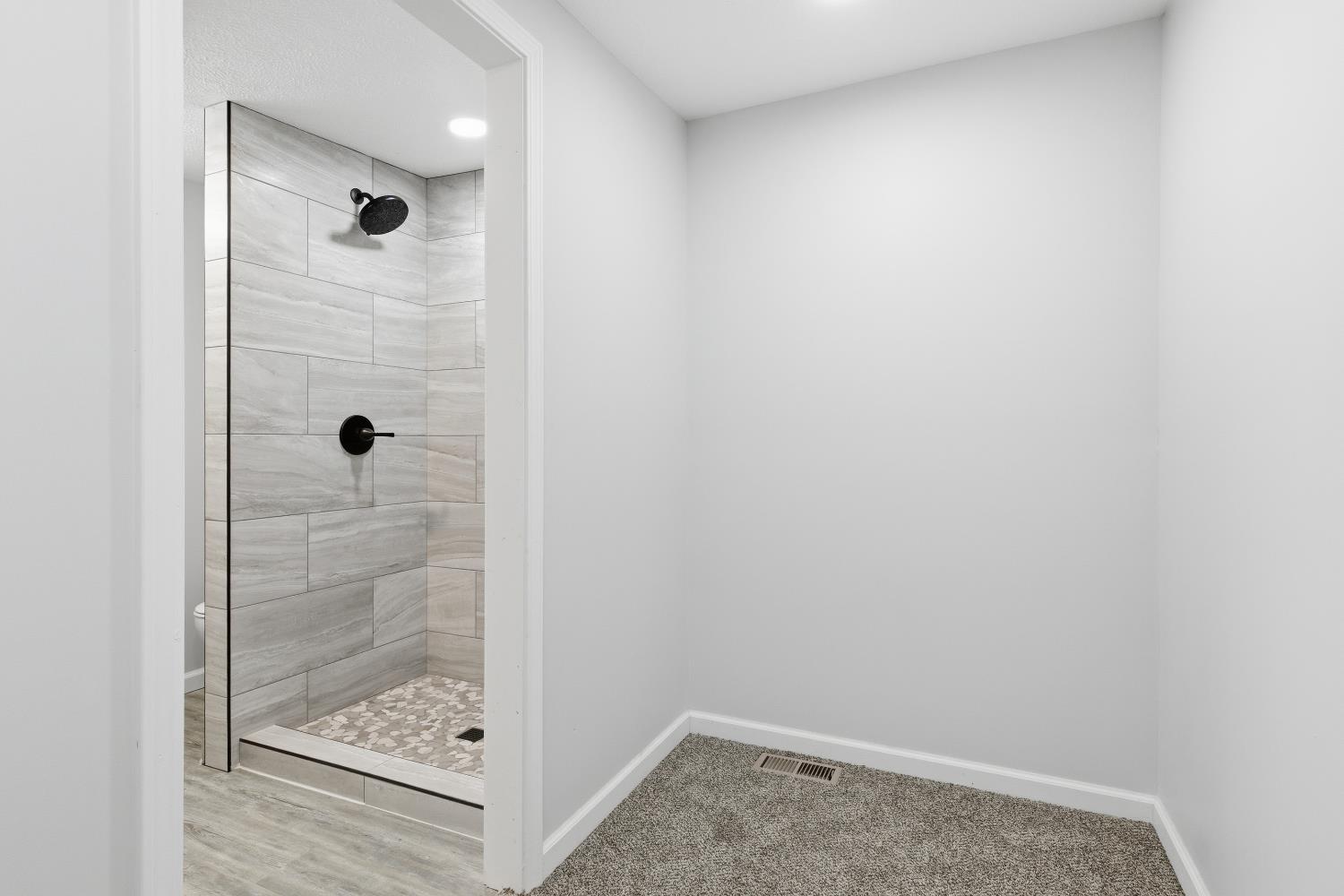 22 West Contreras Pike Liberty, IN 47353 - Photo 19 of 44