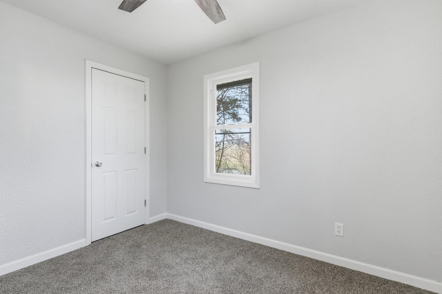 22 West Contreras Pike Liberty, IN 47353 - Photo 21 of 44