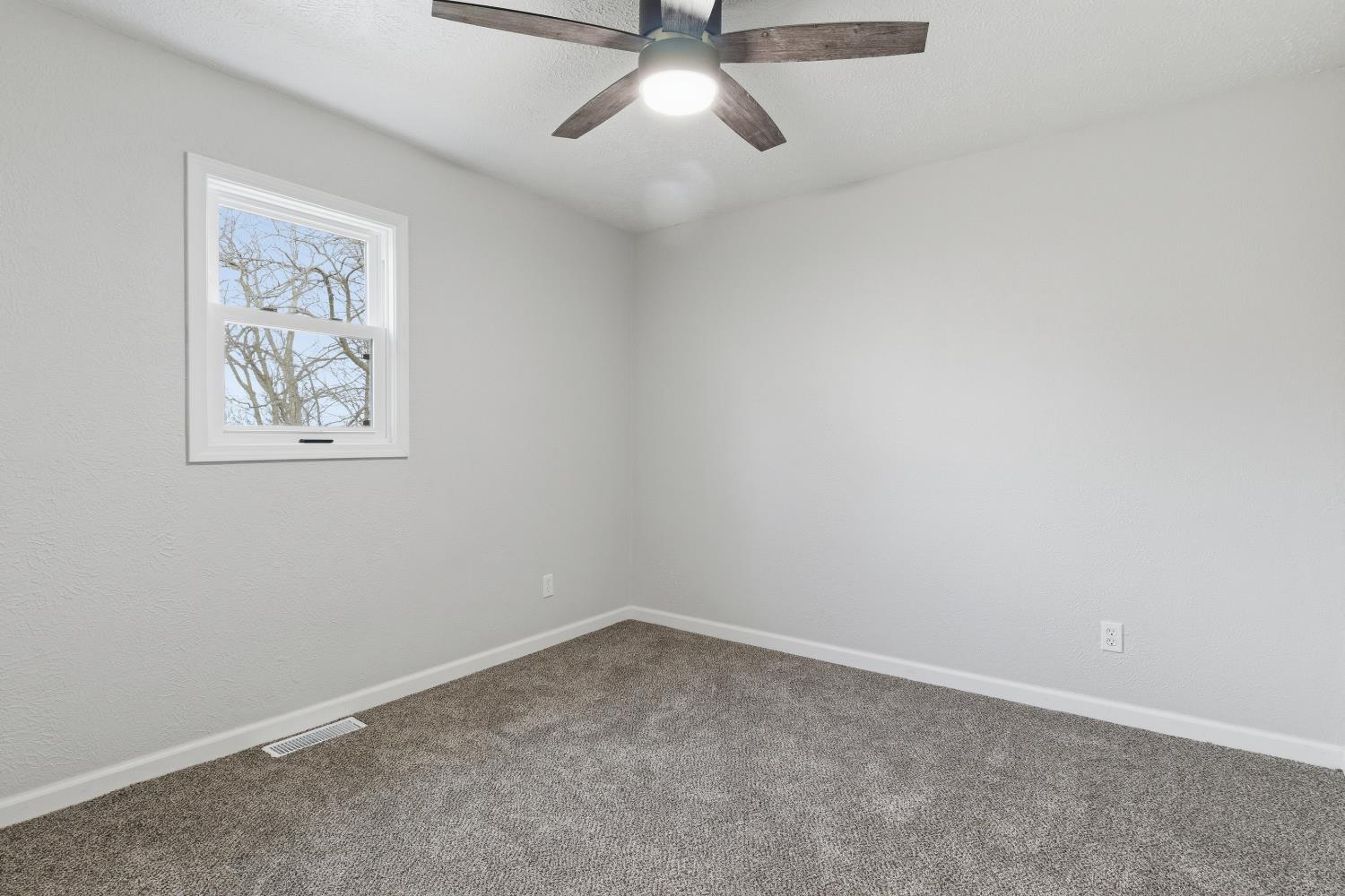 22 West Contreras Pike Liberty, IN 47353 - Photo 22 of 44