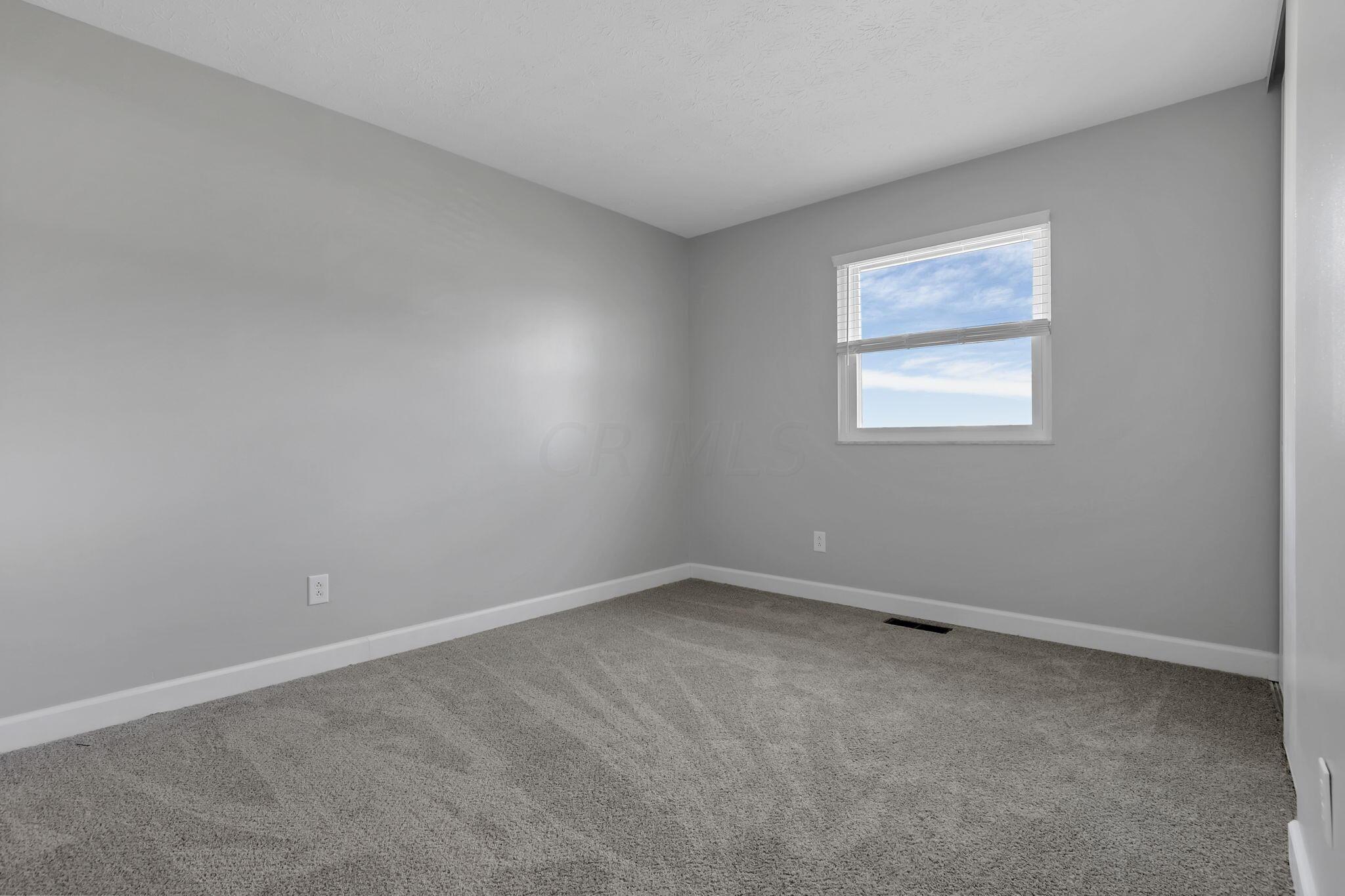 2925 Renfro Road Columbus, OH 43232 - Photo 29 of 53 28-web-or-mls-0N4A6403