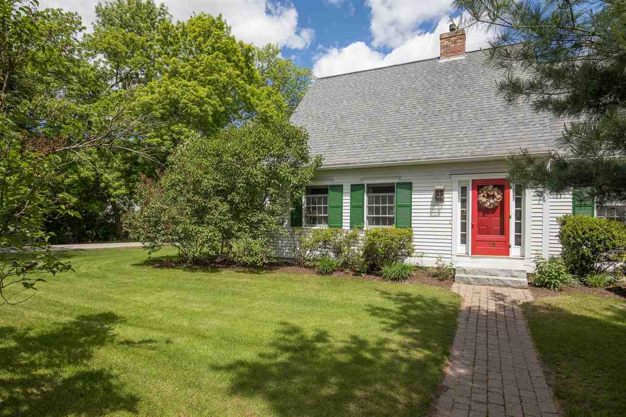 75 Mast Road Dover, NH 03820 - Photo 3 of 38