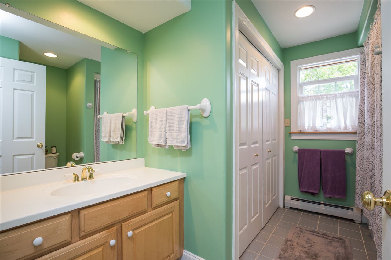 75 Mast Road Dover, NH 03820 - Photo 26 of 38