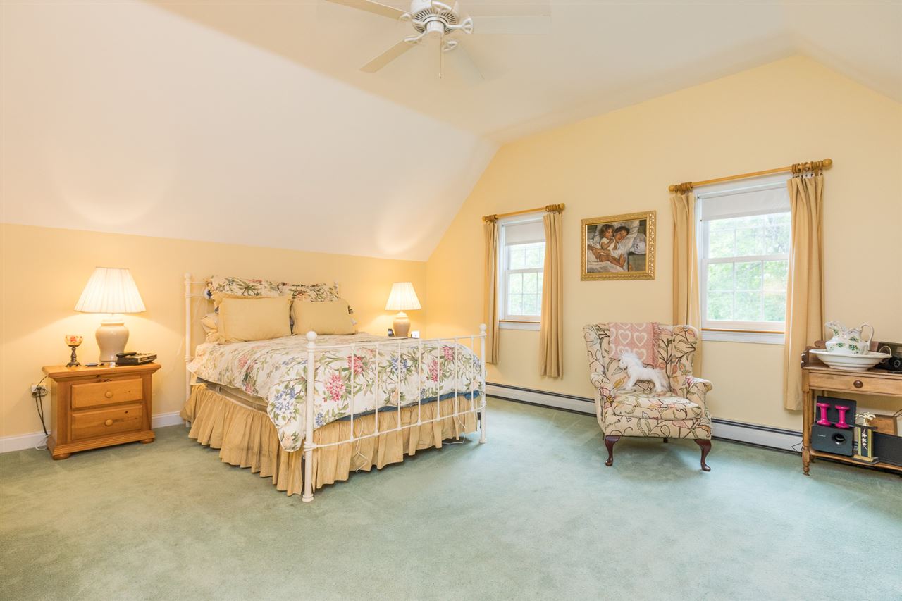 75 Mast Road Dover, NH 03820 - Photo 28 of 38