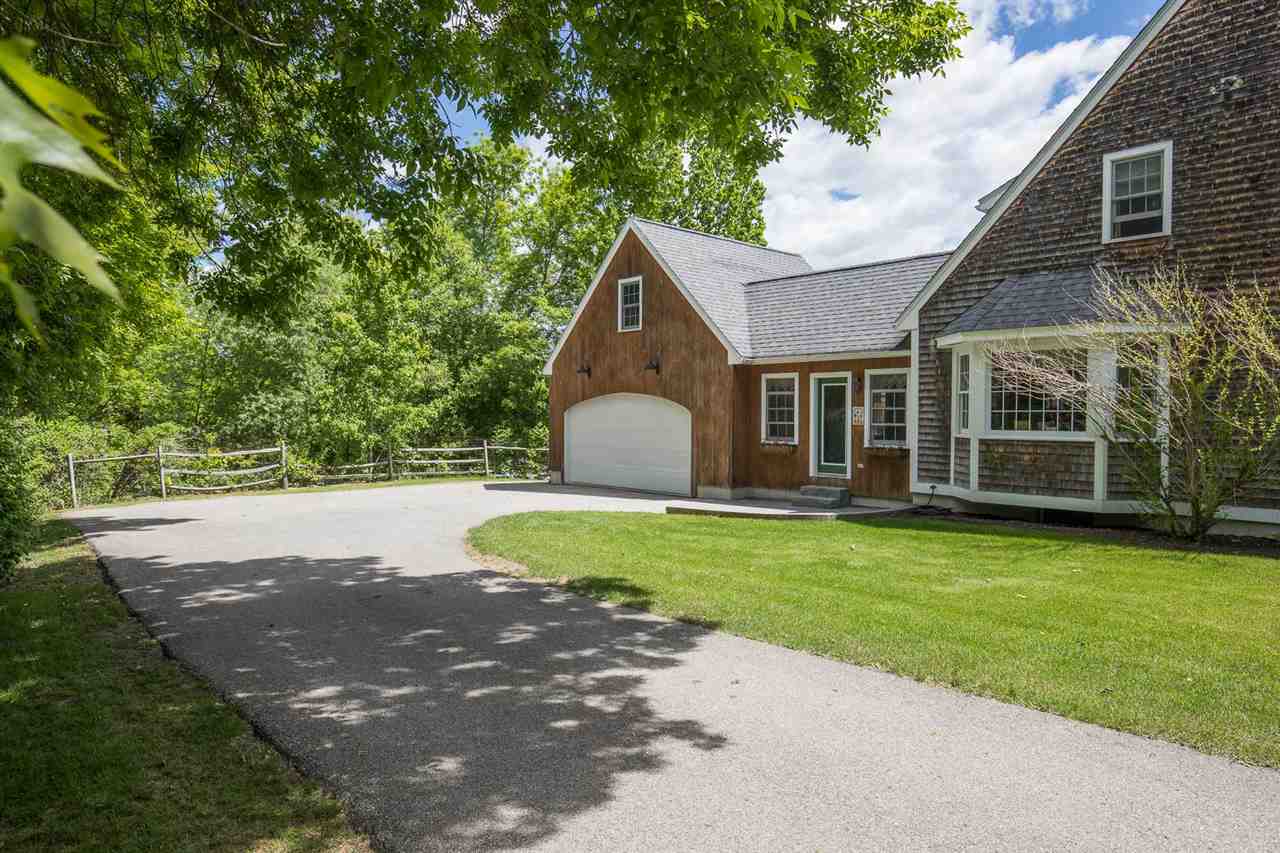 75 Mast Road Dover, NH 03820 - Photo 4 of 38