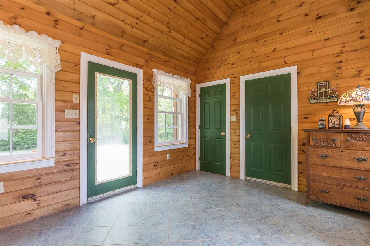 75 Mast Road Dover, NH 03820 - Photo 8 of 38