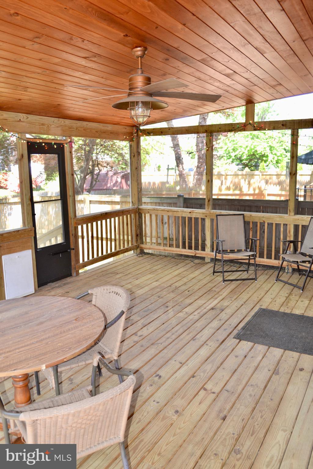 1821 Deveron Road Towson, MD 21286 - Photo 11 of 22 Screened-in porch; nearly 500 sq ft!