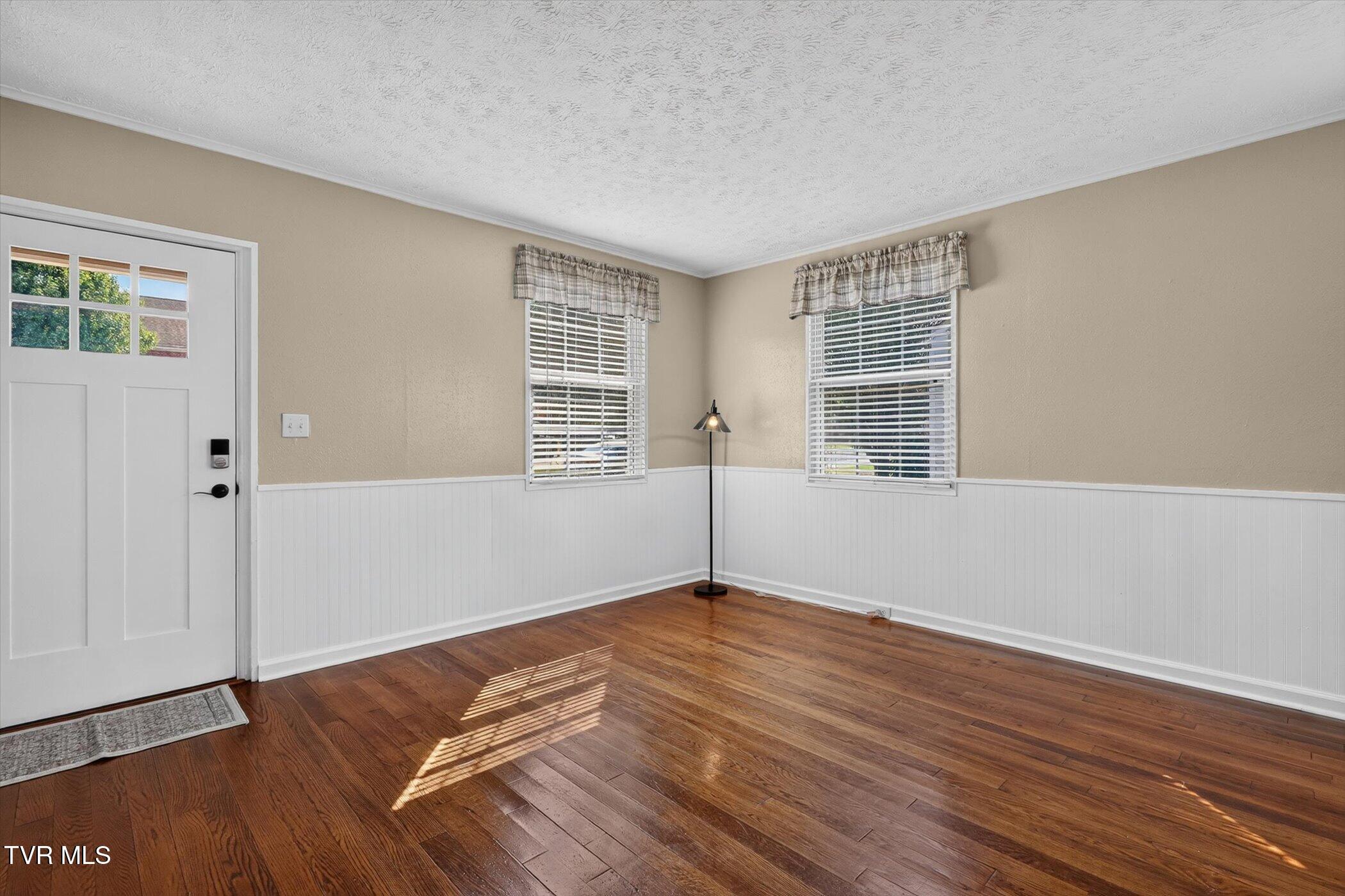 1370 Waverly Road Kingsport, TN 37664 - Photo 7 of 47 7