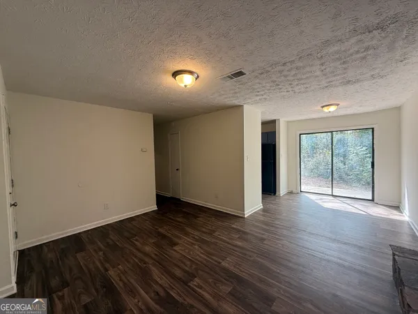 $1,025 | 540 Rustwood Drive, Athens, GA 30606