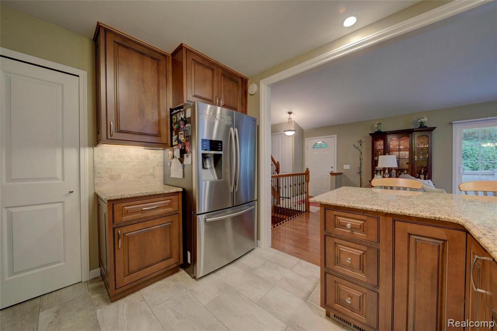 1161 Pine Ridge Court, Unit 143 Rochester Hills, MI 48306 - Photo 12 of 45