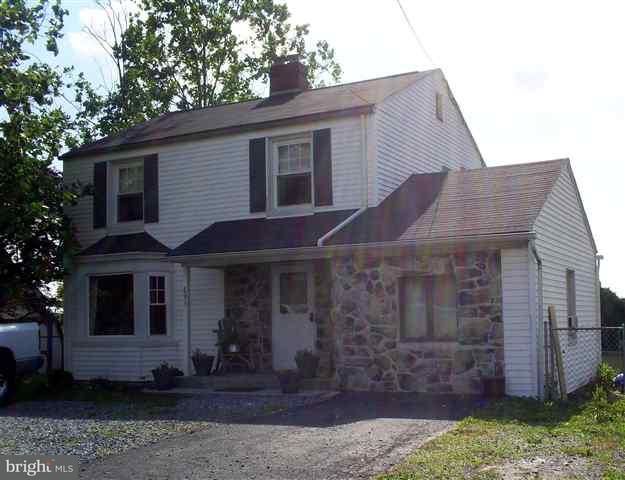 693 Laudermilch Road Hummelstown, PA 17036 - Photo 1 of 14 Gallery Image 1