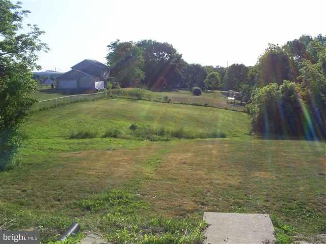 693 Laudermilch Road Hummelstown, PA 17036 - Photo 13 of 14 Gallery Image 13